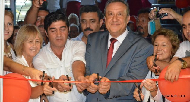 Dikili’de sosyal tesislere görkemli açılış   
