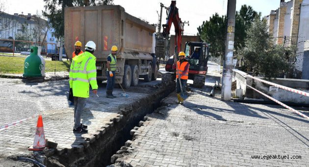 Dikili’nin içme suyu altyapısı yenileniyor