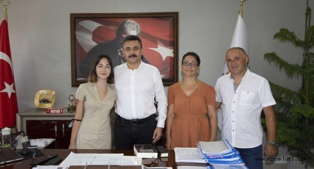 Dikili'de YKS Sevinci