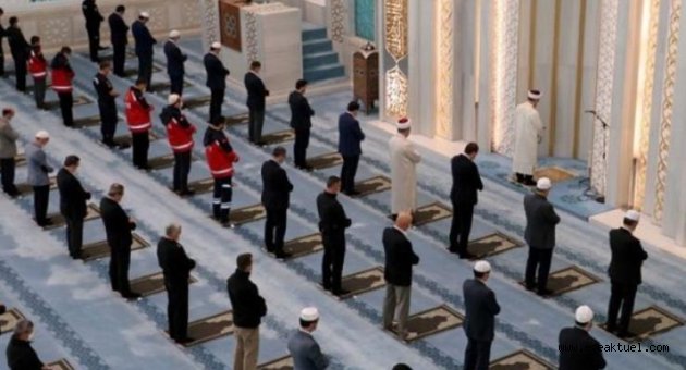 Diyanet'ten 'cuma namazı' açıklaması