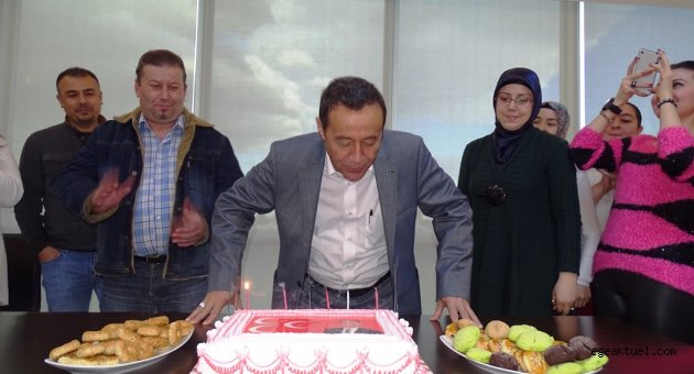 Doğum günü hediyesi adaylık oldu