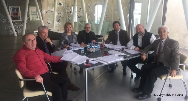  Dr. Nejat F. Eczacıbaşı adına iki yılda bir düzenlediği Ulusal Beste Yarışması’nın onuncusunun finalistleri belli oldu. 