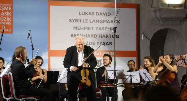 Dünyaca ünlü ustalar, genç müzisyenlerle buluştu