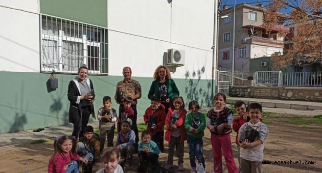 Efes Selçuklu çocuklar yerli tohumla tanışıyor
