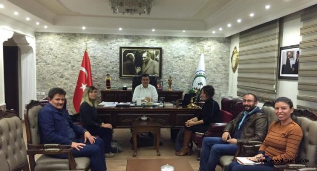 Efes Selçuk'tan Ardahan Belediyesi'ne destek
