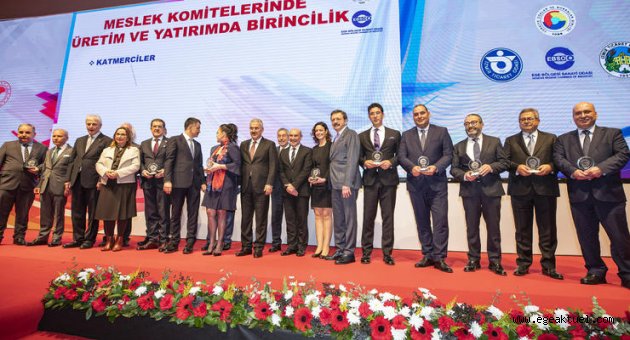 Ekonominin yıldızları ödüllerini aldı