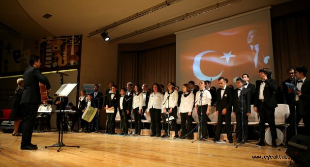  En büyük otizm korosu sahnede