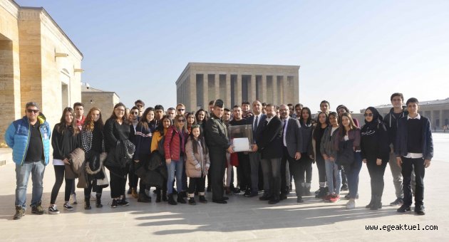 En uzun mektubu Anıtkabir’e teslim ettiler