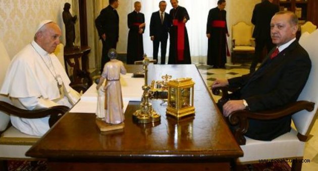 Erdoğan, Papa Francis ile görüştü