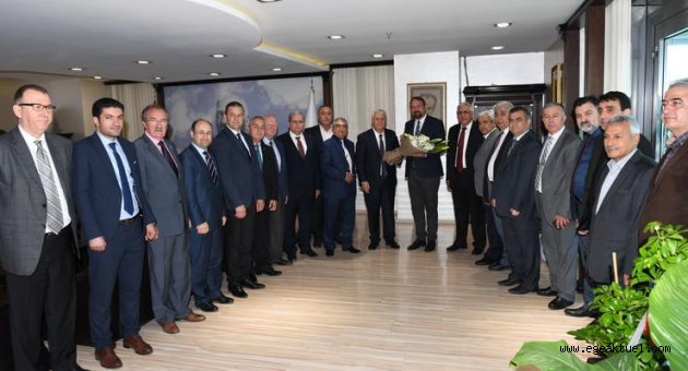 Esnaf birliğinden Gümrükçü'ye tam destek