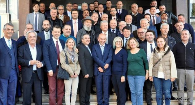 Esnaftan Başkan Soyer'e ziyaret: Kemeraltı zirvesinde 12 maddelik talep