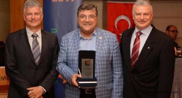 ESTİ'den 25. yıl kutlaması
