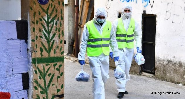 Evinde Covid tedavisi görenlere Büyükşehir’den yemek