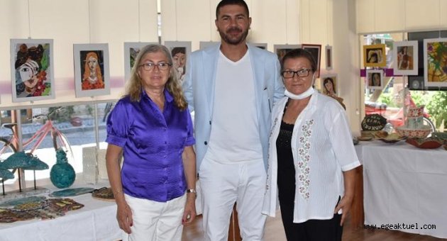 Foça Saklıbahçe Sanat Evi Yeni Sergi Açtı