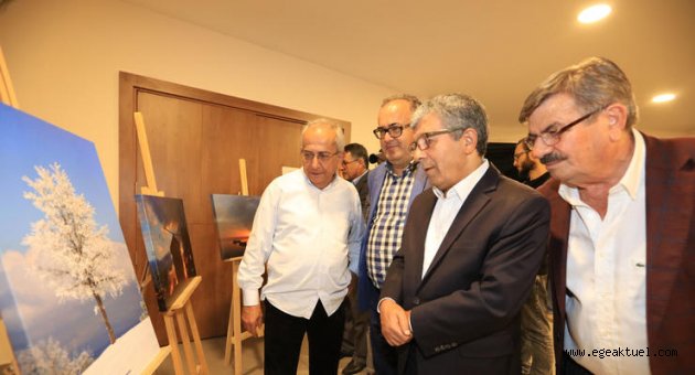 "Fotoğraf sergisi bahane"