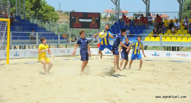 Futbol Duayenleri Seferihisar’da Buluşuyor