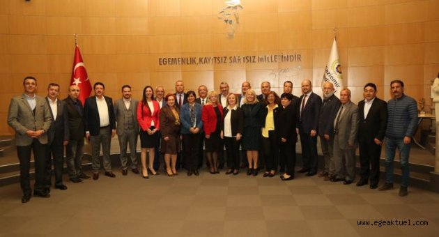 Gaziemir Belediyesi son Meclis Toplantısı’nda duygusal anlar
