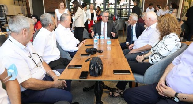 Gaziemir’de 30 Ağustos Zafer Bayramı’nda dayanışma kahvaltısı