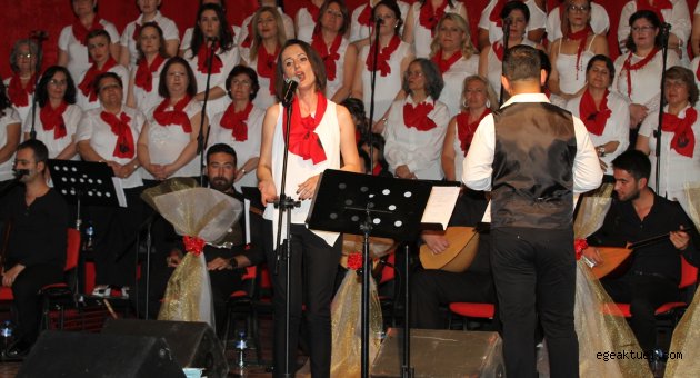 Gaziemir’de halk müziği gecesi