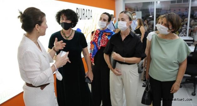Gaziemir’de  “Sosyal Market” açıldı