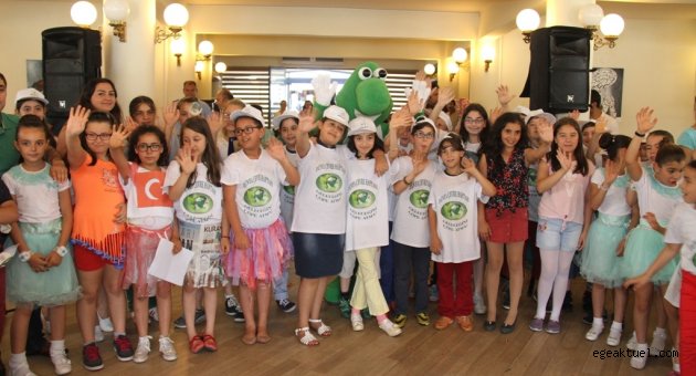 ‘Geleceğini Çöpe Atma’
