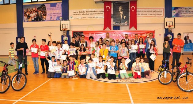 Genç satranççılar Balçova’da buluştu