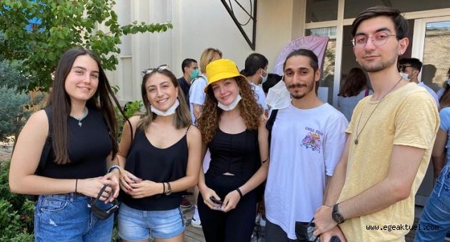 Gençler bir araya geldi, haklarını konuştu
