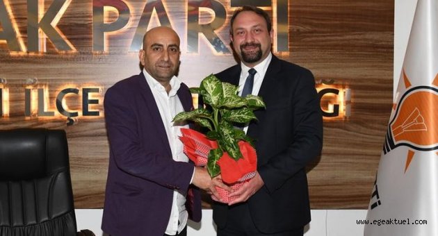 Gümrükçü'den AK Parti'ye ziyaret