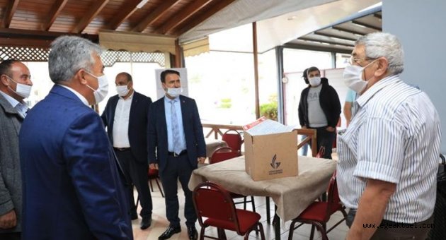 Güzelbahçe Belediyesi'nden Esnafa Hijyen paketi