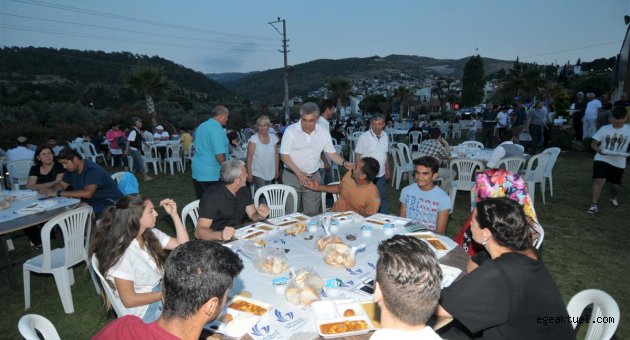  Güzelbahçe’de iftar sofrası