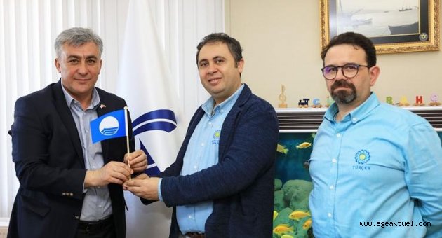 Güzelbahçe Siteler Plajı Mavi Bayrak yolunda