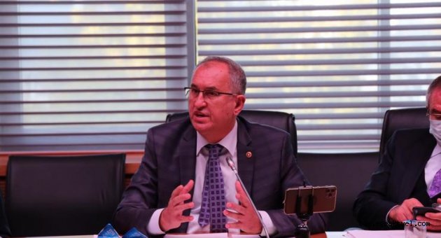 Halkımız eti kasap vitrininde görüyor