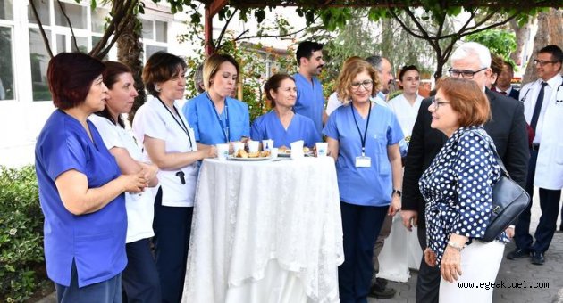 Hemşireleri unutmadı