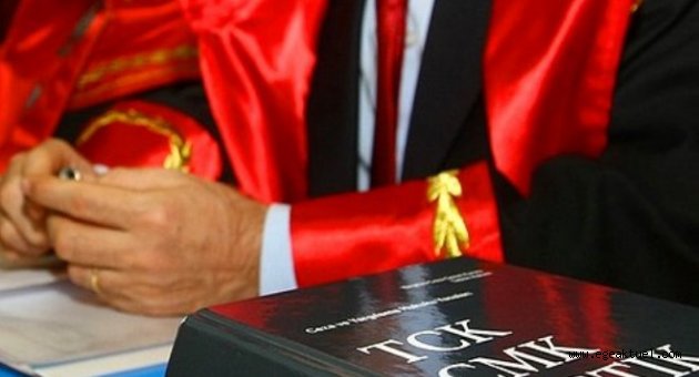 Hepinizi kurşuna dizdireceğim