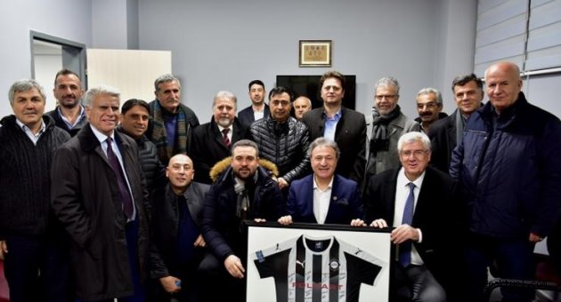 İduğ ve Ekmekçioğlu amatörlerin yanında