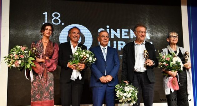 İEF'de yıldızlar geçidi: Sinema Burada!