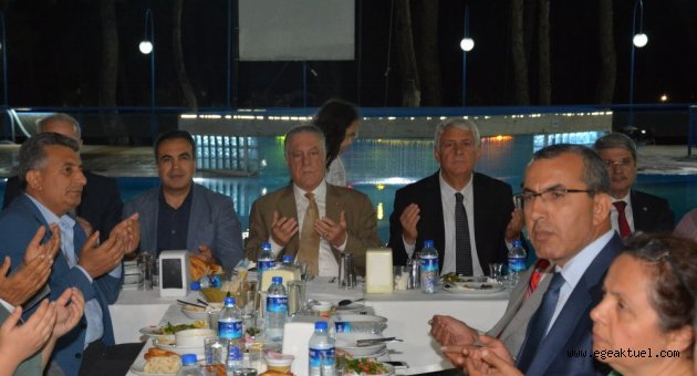İESOB iftarında Mutlu’dan altın öğütler…