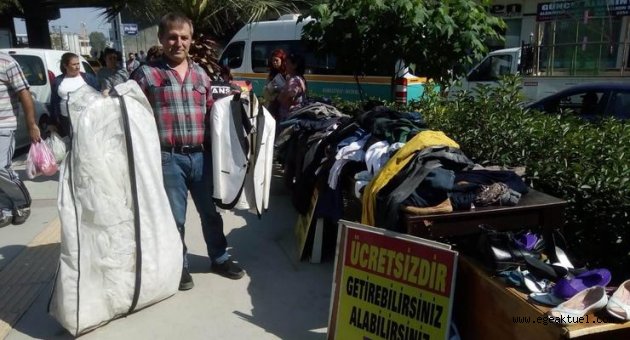 İhtiyaç sahipleri için giysi tezgahı kurdu