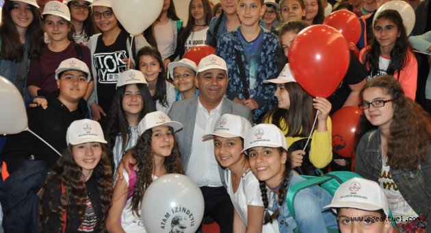 İl Müdürü Yahşi genç yazarlarla bir araya geldi