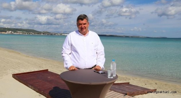 Ilıca Plajı’nda “Sosyal Mesafe Locası”