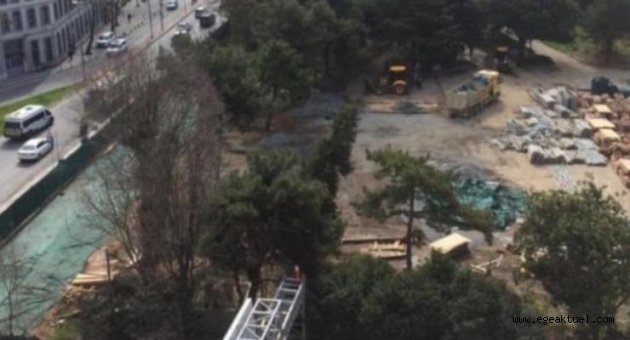 İstanbul'daki tarihi bina yıkıldı