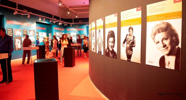 “İşte benim zeki müren” sergisi İzmir’de