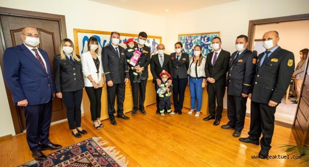 İtfaiyeciler Başkan Soyer'i ziyaret etti