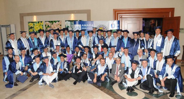 İzmir atatürk lisesi 85 mezunları 30 yıl sonra kep giydi