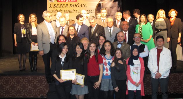 İzmir Basını ağabeyini andı
