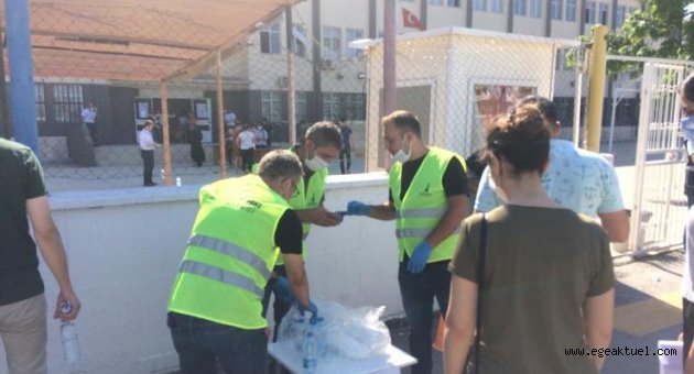 İzmir Büyükşehir Belediyesi’nden hafta sonu mesaisi