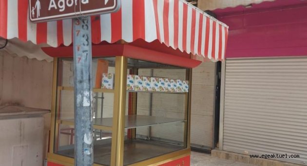 İzmir Büyükşehir’den seyyar satıcı ve kahvehane esnafına büyük destek