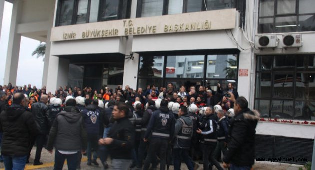 İzmir Büyükşehir'de polis müdahalesi