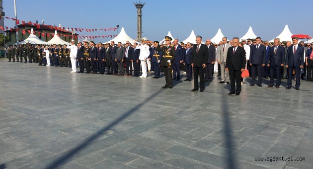 İzmir’de 30 Ağustos kutlamaları başladı