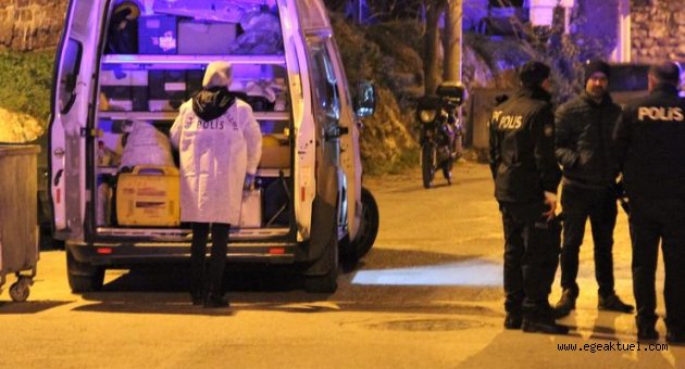 İzmir’de bıçaklı kavga: 1 ölü